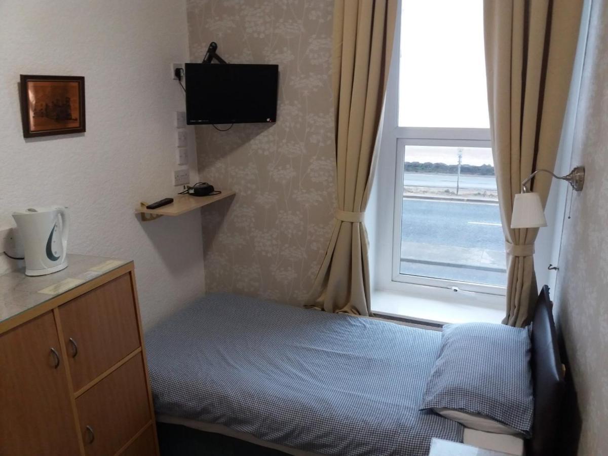 Beachcomber Swansea Bagian luar foto